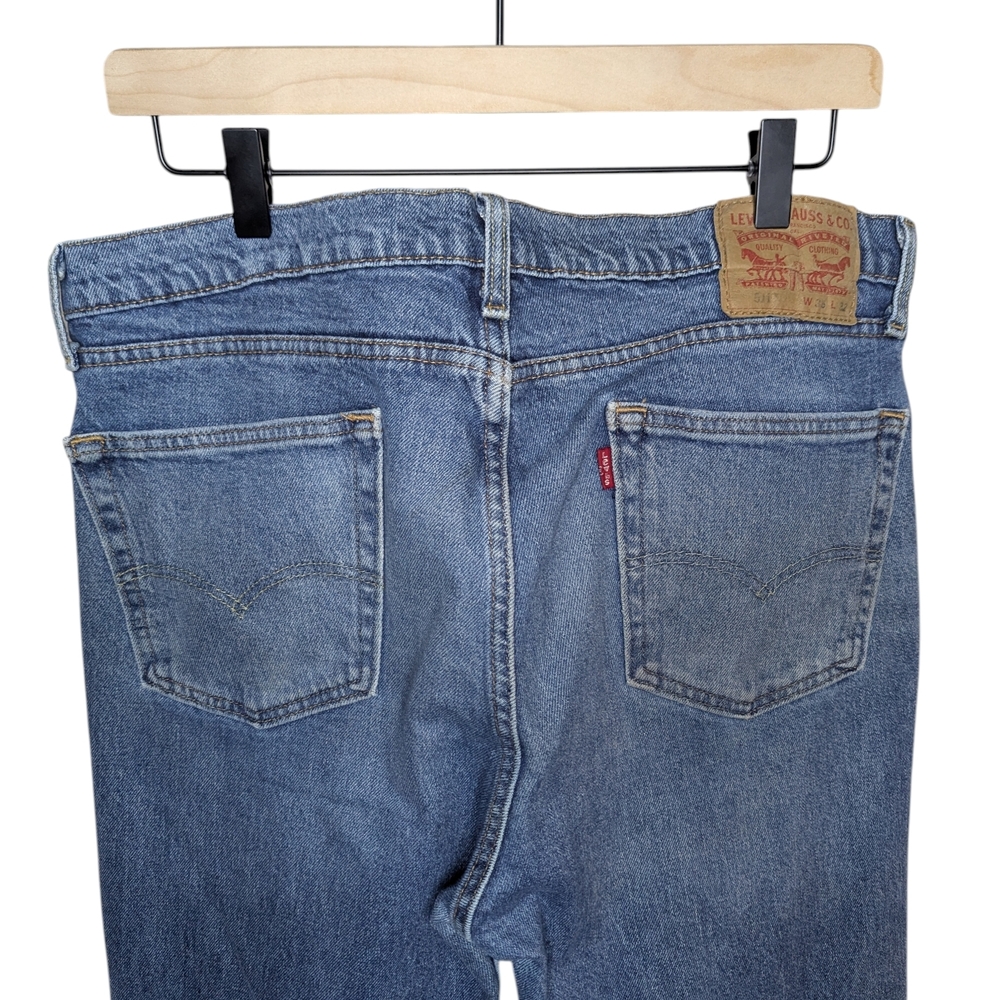Levi’s 514 Straight Fit Jeans Mens 36x32 Blue Medium Wash Distressed Denim - Picture 8 of 16